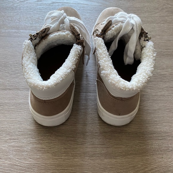 High Top Sneakers Size 6.5 - Picture 3 of 5